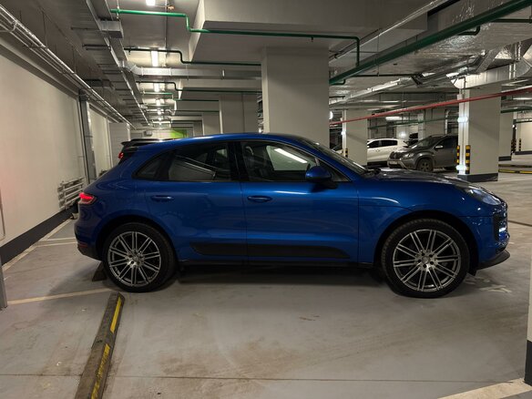 2021 Porsche Macan I Рестайлинг, синий, 4160000 рублей - вид 6