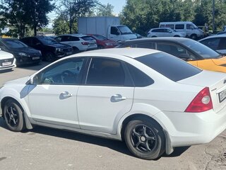 2011 Ford Focus II Рестайлинг, белый, 460000 рублей, вид 2