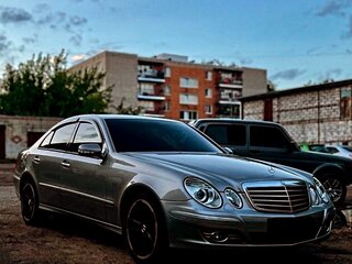 2007 Mercedes-Benz E-Класс 280 III (W211, S211) Рестайлинг, серебристый, 1100000 рублей, вид 2