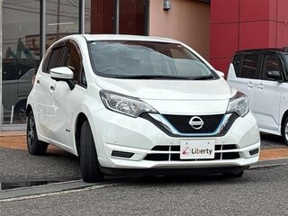 2018 Nissan Note Nismo II Рестайлинг, белый, 643000 рублей, вид 1