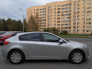 2012 Chevrolet Cruze I, серебристый, 450000 рублей, вид 4