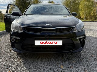2019 Kia Rio IV, чёрный, 1250000 рублей, вид 2