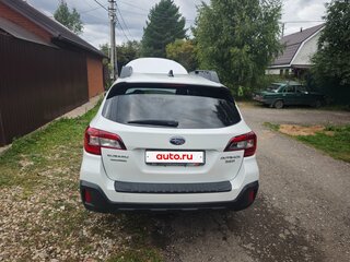 2018 Subaru Outback V Рестайлинг, белый, 2800000 рублей, вид 2