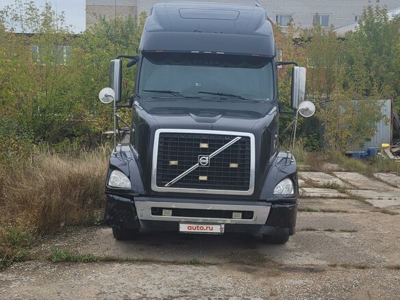 2009 Volvo VNL, чёрный, 4000000 рублей