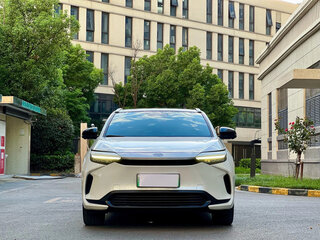 2025 Toyota bZ4X I, белый, 3421745 рублей, вид 2