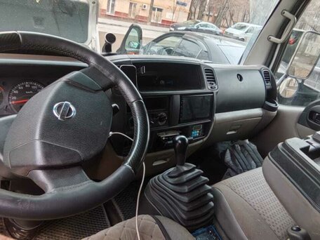 2013 Nissan Cabstar, белый, 1800000 рублей, вид 2