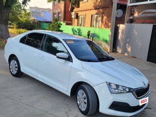 2020 Skoda Rapid I Рестайлинг, белый, 1300000 рублей, вид 1