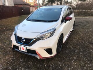 2018 Nissan Note Nismo e-Power II Рестайлинг, белый, 1690000 рублей, вид 2