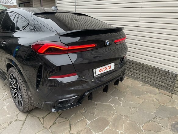 2020 BMW X6 30d III (G06), чёрный, 8000000 рублей - вид 3