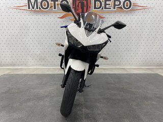 2015 Yamaha YZF-R25, белый, 320000 рублей, вид 3