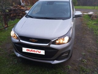 2019 Chevrolet Spark IV Рестайлинг, серебристый, 1300000 рублей, вид 2