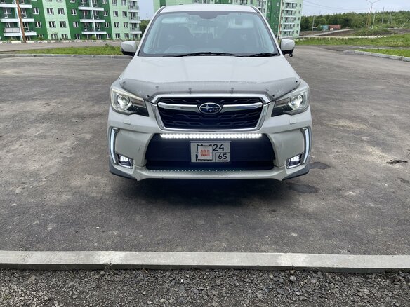 2017 Subaru Forester IV Рестайлинг 2, белый, 2400000 рублей
