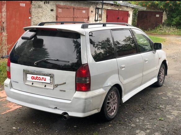 1998 Mitsubishi Chariot III, белый, 160000 рублей - вид 6