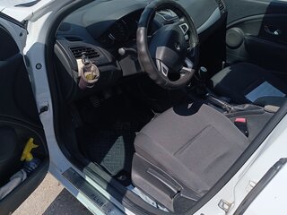 2012 Renault Fluence I, белый, 820000 рублей, вид 5
