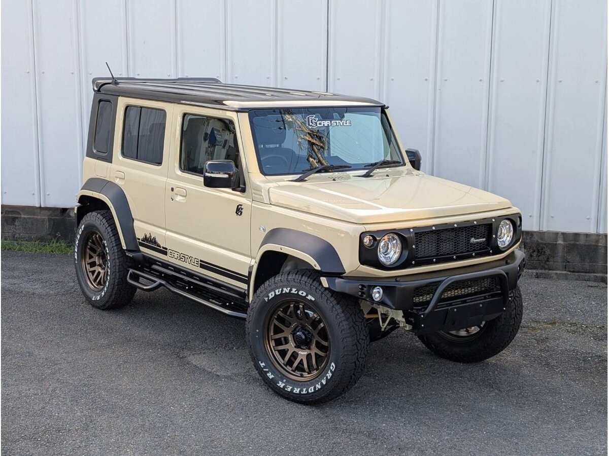 Открыть фотографии: Suzuki Jimny IV