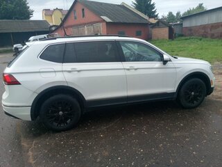 2020 Volkswagen Tiguan Allspace II, белый, 2309411 рублей, вид 2