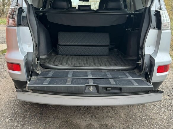 2011 Mitsubishi Outlander II Рестайлинг, серебристый, 1230000 рублей - вид 10