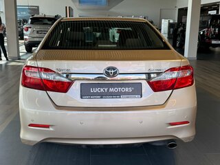 2013 Toyota Camry VII (XV50), бежевый, 1695000 рублей, вид 5