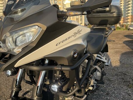 2014 Honda VFR 800X (Crossrunner), белый, 750000 рублей, вид 5