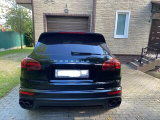 2015 Porsche Cayenne Diesel II Рестайлинг (958), чёрный, 4199000 рублей, вид 4