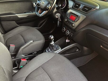 2014 Kia Rio III, серый, 1100000 рублей, вид 5
