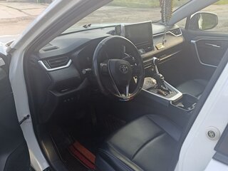 2020 Toyota RAV4 V (XA50), белый, 2900000 рублей, вид 4