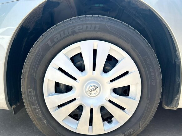 2017 Nissan Sylphy III (B17), серебристый, 1300000 рублей - вид 14