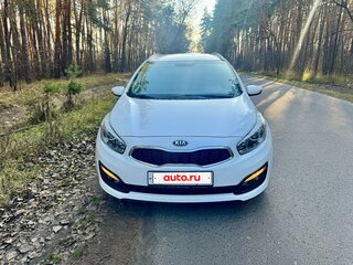 2018 Kia Ceed II Рестайлинг, белый, 1305000 рублей, вид 3