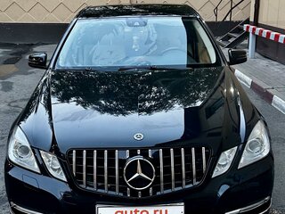 2010 Mercedes-Benz E-Класс 300 IV (W212, S212, C207), чёрный, 1615000 рублей, вид 2