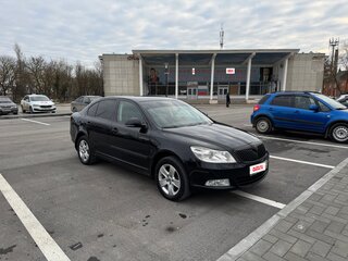 2011 Skoda Octavia II (A5) Рестайлинг, чёрный, 1050000 рублей, вид 4