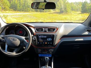 2012 Kia Rio 4-speed III, красный, 890000 рублей, вид 5