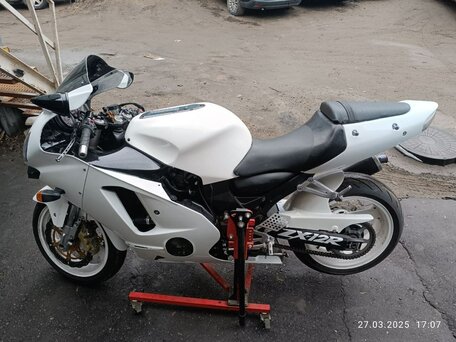 2003 Kawasaki ZX-12 Ninja, белый, 500000 рублей, вид 2