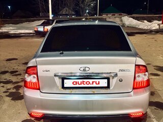 2014 Lada (ВАЗ) Priora I Рестайлинг, серебристый, 350000 рублей, вид 4