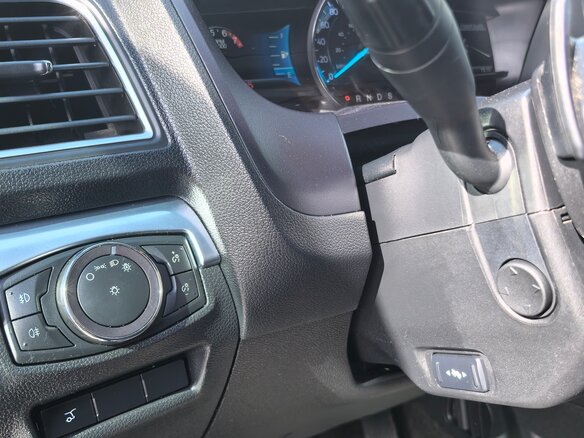 2017 Ford Explorer V Рестайлинг, серый, 2650000 рублей - вид 13