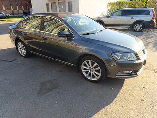 2013 Volkswagen Passat B7, серый, 1375000 рублей, вид 2