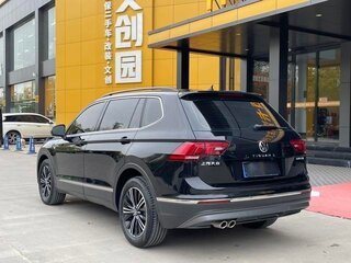 2021 Volkswagen Tiguan L II (China Market), чёрный, 1800000 рублей, вид 4