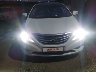 2011 Hyundai Sonata VI (YF), белый, 1300000 рублей, вид 1