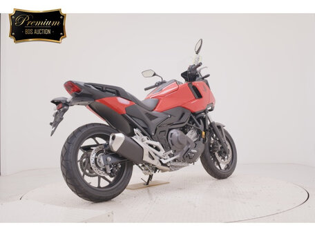 2025 Honda NC 750X, красный, 1100000 рублей, вид 5