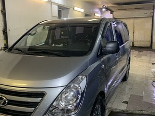 2016 Hyundai Grand Starex I Рестайлинг, серебристый, 2150000 рублей, вид 1