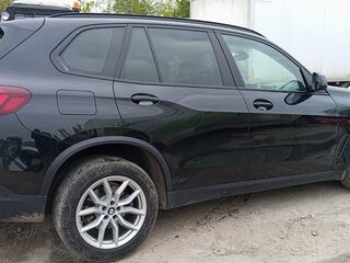 2021 BMW X5 30d IV (G05/G18), чёрный, 6600000 рублей, вид 4