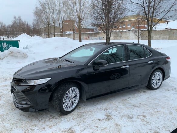 2018 Toyota Camry VIII (XV70), чёрный - вид 3