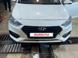 2017 Hyundai Solaris II, белый, 910000 рублей, вид 4