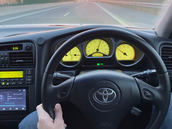 2000 Toyota Aristo 5-speed II, белый, 1300000 рублей - вид 7