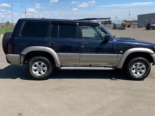 2002 Nissan Patrol V (Y61), синий, 1200000 рублей, вид 4
