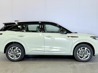 2026 Hongqi HS3, зелёный, 3469000 рублей, вид 4