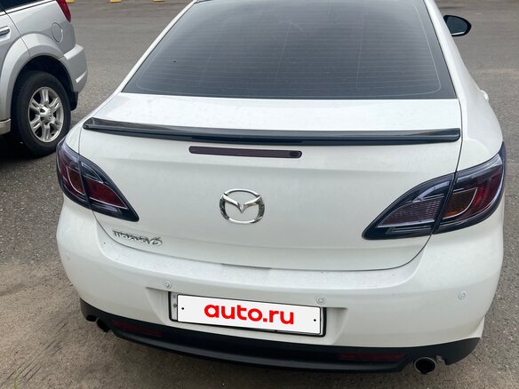 2011 Mazda 6 II (GH) Рестайлинг, белый, 1200000 рублей - вид 6