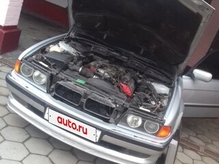 1998 BMW 7 серии 735i III (E38), белый, 850000 рублей, вид 5
