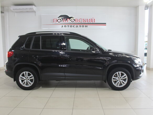 2014 Volkswagen Tiguan I Рестайлинг, чёрный, 1500000 рублей - вид 2