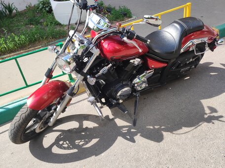 2011 Yamaha XVS1300, красный, 950000 рублей, вид 4