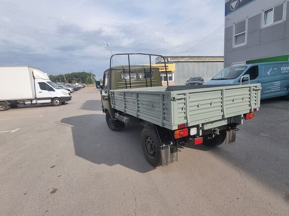 2026 УАЗ 3303, зелёный, 1640000 рублей - вид 2